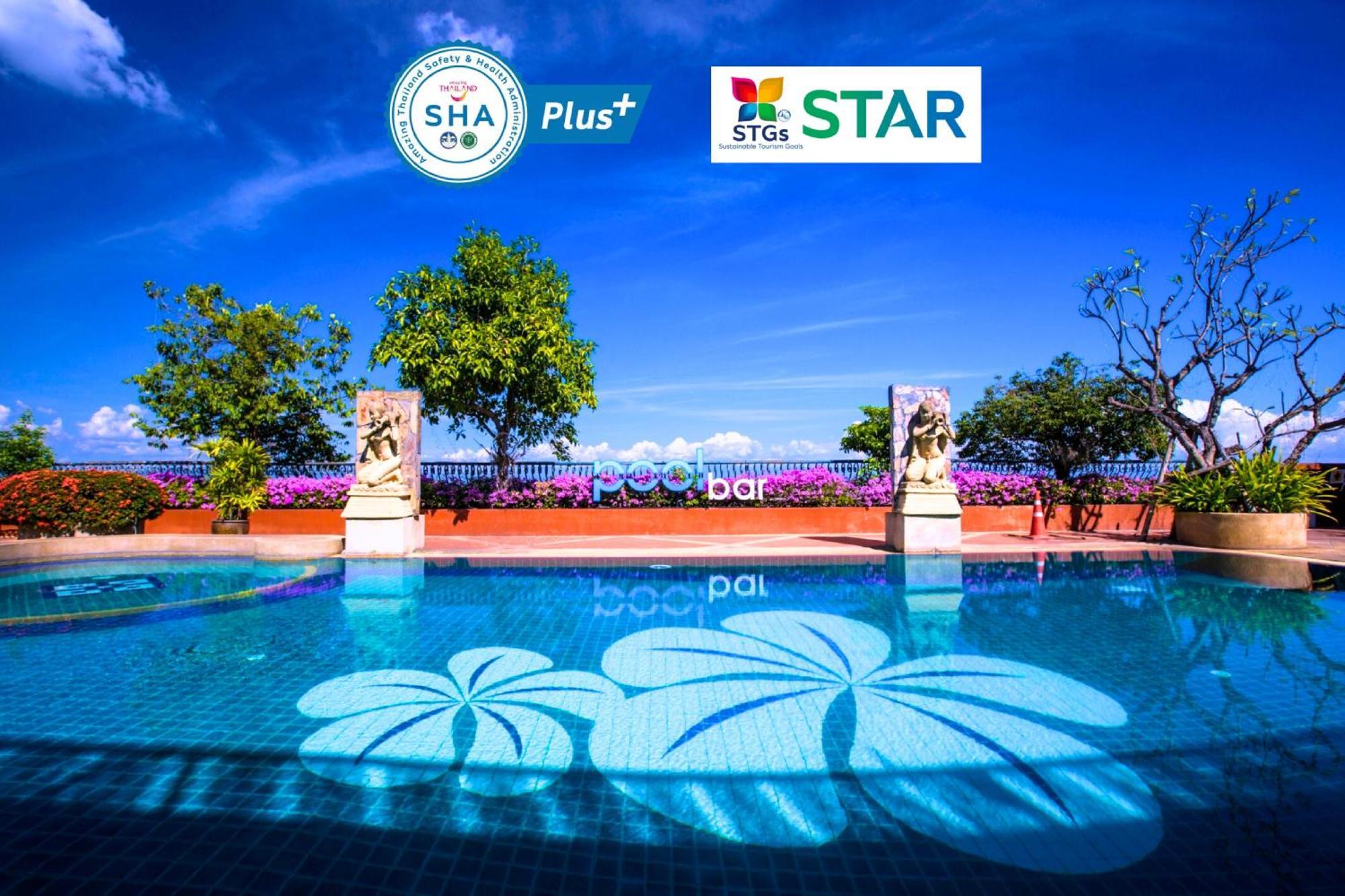 Furama Chiang Mai Hotel Bagian luar foto